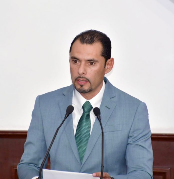 Foto. DIP SERGIO ZENON 061025