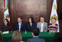 Inauguran en Congreso exposición en el marco del 45 Aniversario de la Facultad de Comunicación de la UAdeC